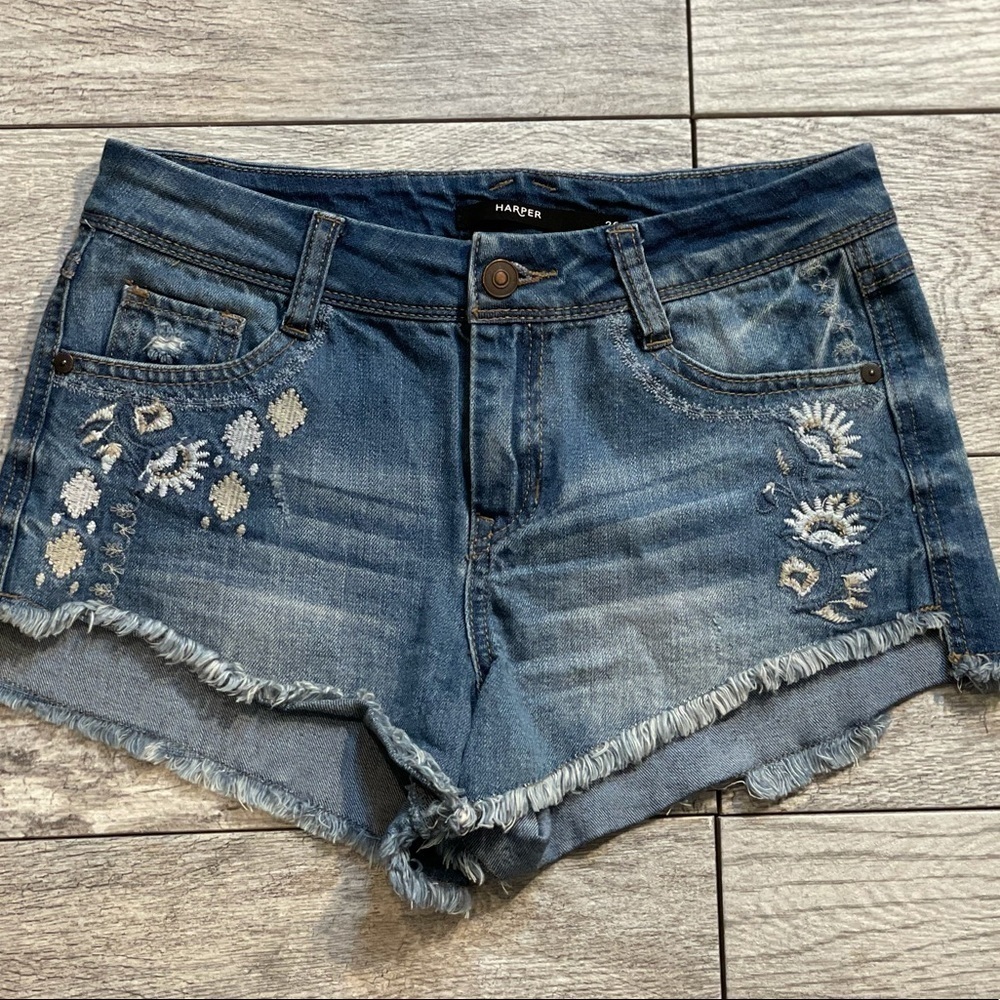 Harper Embroidered Raw Hem cut‎ off distressed Jean Shorts sz 26 boho festival